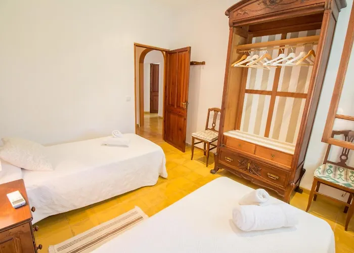 Preciosa Tipica Mallorquina Con Wifi Y A/c * Pollenca